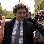 sam bankman fried Sam Bankman-Fried's Spectacular Fall: Crypto's Poster Boy on Trial for Alleged $14 Billion Deception