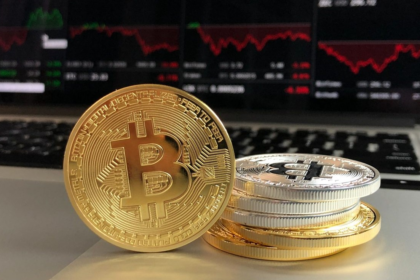 wp header logo 1039 Economist Warns Trump’s Bitcoin Bet Could Weaken The Dollar–Details