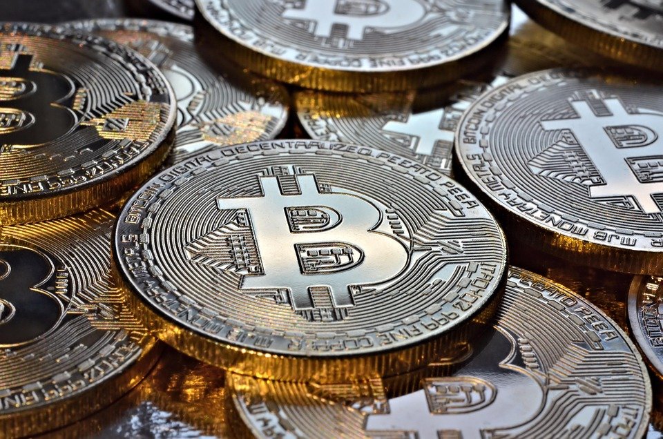 wp header logo 1324 Institutions Are Still Loading Up On Bitcoin, Here’s How Much They’ve Bought