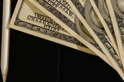 wp header logo 1768 Bitwise presenta alla SEC un nuovo fondo che unisce azioni e crypto legate a stablecoin e tokenizzazione