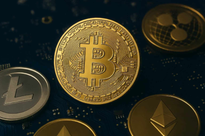wp header logo 1790 Dogecoin (DOGE) a trecut prin fluctuații semnificative în ultimele săptămâni. Între timp, „balenele” – marii investitori – caută activ noi oportunități pentru diversificarea portofoliilor.