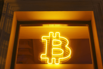 29 1 Bitcoin Price Watch: Low Volume, Big Breakout Ahead?