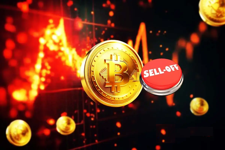 43 2 Bitcoin Slips Toward $70K as Japan Rate Hike Odds Rise